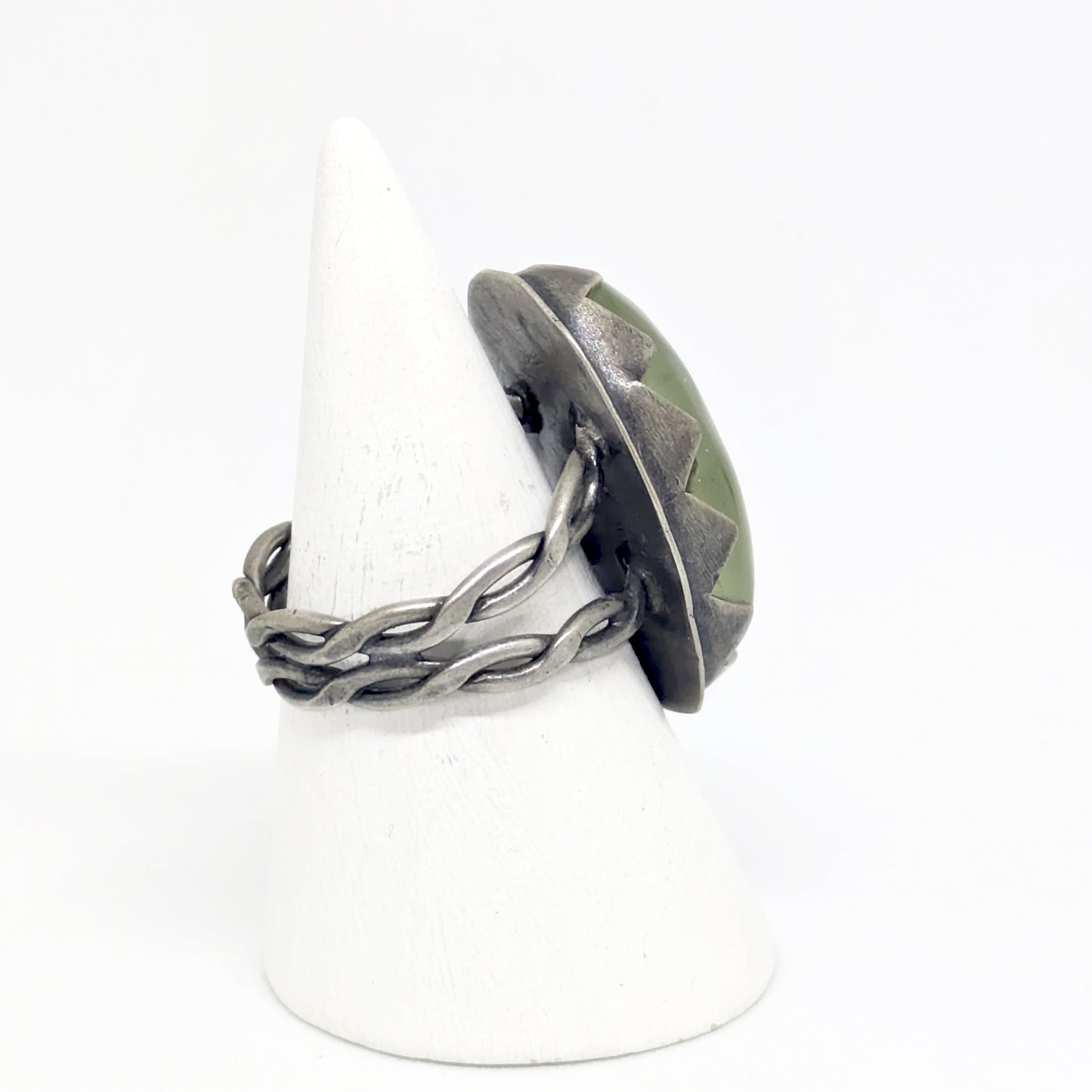 Epidote with Silver Twisted Band size 9